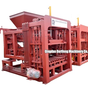 Machine à fabriquer des blocs <span class=keywords><strong>de</strong></span> <span class=keywords><strong>béton</strong></span>, des pavés, des briques creuses et pleines entièrement automatique qt12-15, provenant d'un fabricant chinois - Product Image 1