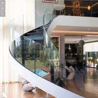 Escalier intérieur en arc, escalier courbé à une seule poutre, garde-corps en verre trempé pour villa