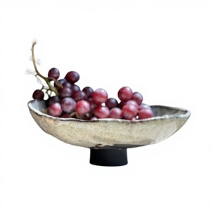 Frutero plateado con base de pedestal, decoración de mesa, tazones para refrigerios, galletas, tazones de diseño moderno hechos a mano para decoración de fiestas - Product Image 1