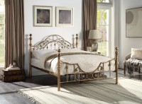 Cadre de lit en métal laiton vieilli robuste sur mesure, lit en fer de style victorien vintage pour hôtel et maison