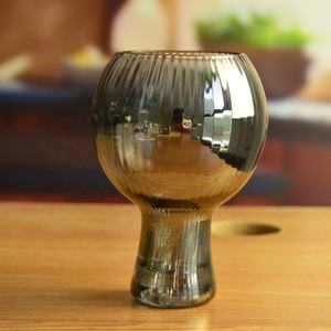 Copa hecha a mano de 10 oz, copa de Ginebra de cóctel creativa gris oscuro con diseño de globo para copa de vino y chapado, categoría de producto - Product Image 3