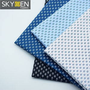 Skygen muestra gratis 118 gsm satén sedoso acabado venta al por mayor de textiles de algodón impreso tela de stocklot guangzhou - Product Image 2