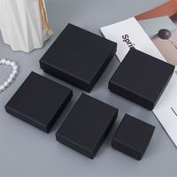 Xiamen Factory Custom nero cartone di carta gioielli bracciale confezione regalo rigida con foglio d'oro stampato Logo goffrato inserto in schiuma