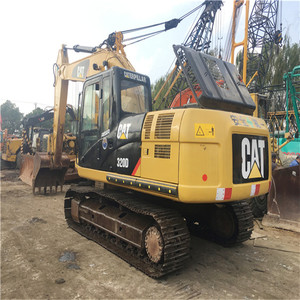 รถขุดไฮดรอลิกตีนตะขาบ CAT 320D2 มือสอง ราคาคุ้มค่า สีส้มเหลือง อะไหล่แท้ครบชุด สภาพใช้งานได้ดี น้ำหนัก 20 ตัน - Product Image 1