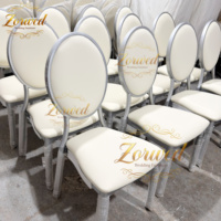 Chaise de banquet commerciale empilable tendance 2026, dossier ovale en métal argenté de luxe, pour mariages, fêtes, hôtels, salons, hôpitaux et projets