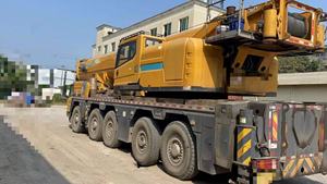 Grue mobile XC-MG/SANYY de 8/12/25/30/40/50/70/80/90/100 tonnes avec moteur, marque de pointe, prix bas à Shanghai - Product Image 3