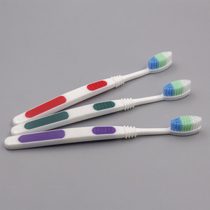 Brosse à dents de style japonais sur mesure, poils doux, manche antidérapant, design ergonomique pour enfants et adolescents - Product Image 4