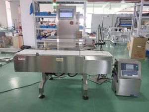 Automatic Belt Conveyor Metal Detector Dynamic Online Weighing Sorting <b>Machine</b> Check Weigher Food Checkweigher with Rejector - Product Image 4