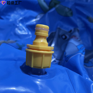 Tapis de pulvérisation d'eau Dolphin 100x150cm, jeu d'extérieur pour enfants, piscine jouet antidérapante pour l'été - Product Image 5