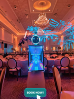 Mesin Photo Booth Selfie Mobile Kompatibel Printer DSLR dengan Layar Sentuh 32 Inch, Robot Roamer, untuk Acara Pesta Pernikahan