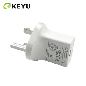 Adaptateur de <span class=keywords><strong>chargeur</strong></span> mural <span class=keywords><strong>5V</strong></span> <span class=keywords><strong>1A</strong></span> 1000MA 500MA 0.5A avec prise 3 broches UK, approuvé CE UKCA pour tablettes - Product Image 4
