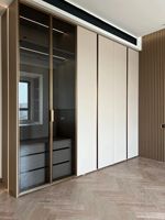 Armoire de chambre et de salon modulaire sur mesure avec éclairage LED, grande capacité, écologique, durable, en bois MDF, design moderne