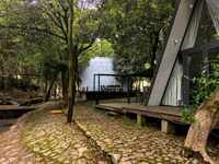 Casa Prefabricada Triangular Personalizada con Estructura A, Aislada, Modular, para Oficina, Hotel o Uso en Exteriores, Construida en Acero