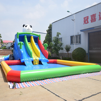 Toboggan aquatique gonflable de style commercial, en PVC, capacité 100-500 kg, équipement de divertissement extérieur pour parcs et piscines