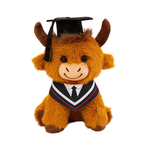 Peluche di Mucca Highland in Cotone con Cappello e Fascia, Morbido Animale Imbottito Antistress, Regalo di Laurea, Decorazione per Cameretta - Product Image 1