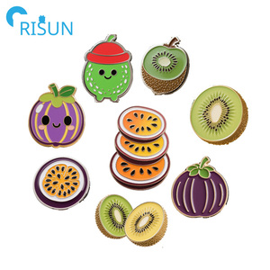 Usine personnalisée Passion passionnée <span class=keywords><strong>Kiwi</strong></span> Fruit émail épinglette Logo personnalisé propre <span class=keywords><strong>Kiwi</strong></span> plante breloques émail broche Badge broche - Product Image 1