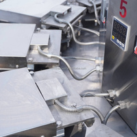 Machine professionnelle rotative pour la fabrication de coques de tarte, de cornets de crème glacée, de rouleaux croustillants, de bols à gaufres et de cornets à gaufres - Machine de cuisson