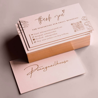 Cartes de visite de luxe en papier coton épais avec logo personnalisé, dorure à chaud et bords dorés, impression typographique