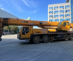 XCM QY70K-II 70 tons <b>crane</b> Year 2013 Truck All-Terrain <b>Crane</b> with SAC1300t STC800t6 STC800t5 STC1000c7 <b>crane</b> made in China - Product Image 2