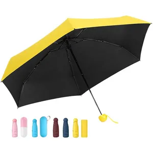2022 Benutzer definiertes Logo 19 Zoll Outdoor-Sonne Regen Mini faltbare lange Kapsel Vinyl beschichtet Anti-UV-Großhandel faltbaren Regenschirm mit Fall