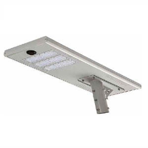 Lampadaire LED solaire extérieur tout-en-un certifié CE, 100W-400W, en plastique et aluminium, IP66, avec commande intelligente - Product Image 4