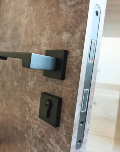 <span class=keywords><strong>Puertas</strong></span> Interiores Modernas <span class=keywords><strong>de</strong></span> Melamina Laminada, Precio <span class=keywords><strong>de</strong></span> Fábrica, Puerta <span class=keywords><strong>de</strong></span> HPL <span class=keywords><strong>Formica</strong></span> - Product Image 5