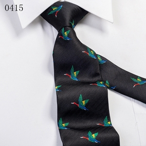 Cravate en polyester tissé marine à motifs <span class=keywords><strong>flamant</strong></span> rose, cygne et canard, accessoire décontracté pour homme, idéale pour les banquets, fabriquée par un fabricant de cravates. - Product Image 4