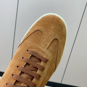 Nuevos Zapatos Casuales de Gamuza Estilo Oxford Retro para Hombre 2025, Diseño con Cordones para un Estilo Diario sin Esfuerzo, Verano y Otoño - Product Image 4