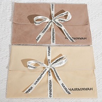 Pochon Luxe en Faux Daim Kaki et Velours avec Logo Personnalisé Imprimé pour Maillots de Bain, Vêtements, Cheveux, Emballage ou Rangement
