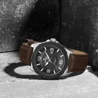 Montre NAVIFORCE de luxe pour homme, boîtier en acier inoxydable, quartz, étanche 3ATM, bracelet en cuir classique, style business