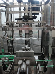 Machine de remplissage de l'<span class=keywords><strong>eau</strong></span> 600BPH <span class=keywords><strong>5L</strong></span> embouteillant l'<span class=keywords><strong>eau</strong></span> - Product Image 4