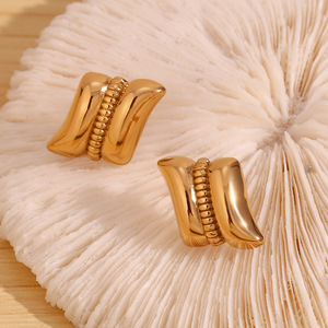 Joyería chapada en oro de 18K, pendiente de tuerca geométrico, pendientes de <span class=keywords><strong>Bottega</strong></span>, pendientes texturizados para niñas, joyería impermeable de acero inoxidable - Product Image 3