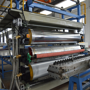 Équipement de calendrier de tente pour tapis de voiture antidérapants Machine de fabrication de calendrier en PVC avec roulement moteur pour ligne d'extrusion de plaques de <span class=keywords><strong>film</strong></span> - Product Image 4