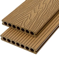 Planche de terrasse en composite bois-plastique (WPC) UNIFLOOR de haute qualité, moderne et écologique, avec gaufrage 3D profond pour usage extérieur