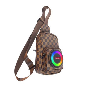 Altavoz Portátil Recargable de 2 Pulgadas y 10 W con Batería de 2500 mAh, Diseñado para Conexión USB, TF y FM en Fiestas Musicales - Product Image 1