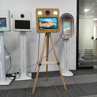 Machine de photomaton pour événements et fêtes, avec appareil photo reflex numérique de 15,6 pouces en bois grainé