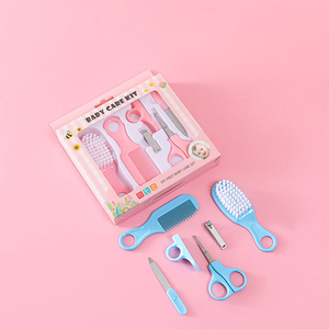 Lot de 5 Pièces Kit de Soins et Toilettage pour Bébé : Coupe-Ongles, Ciseaux, Brosse, Peigne et Kit d'Hygiène Multifonctionnel - Product Image 4