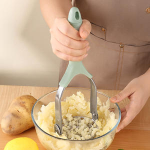 Accessoires de cuisine professionnels <span class=keywords><strong>presse</strong></span>-<span class=keywords><strong>purée</strong></span> en acier inoxydable <span class=keywords><strong>purée</strong></span> de pommes de terre <span class=keywords><strong>presse</strong></span>-<span class=keywords><strong>purée</strong></span> <span class=keywords><strong>presse</strong></span>-fruits - Product Image 3