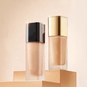 Bloqueador solar personalizado SPF50 Base líquida a prueba de agua Base líquida facial Botella de vidrio Maquillaje de etiqueta privada - Product Image 4