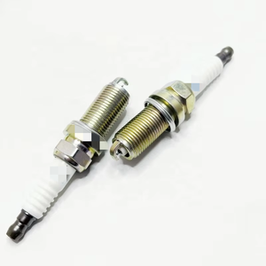 Bujía Láser Iridium SILZKR6B10E 93815 18846-10060 1884608060 Reemplazo OEM para Motor <span class=keywords><strong>Hyundai</strong></span> Kia Suzuki 1.2L 1.6L 3.8L - Product Image 3