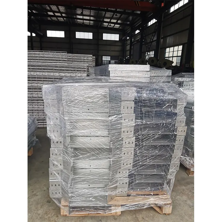 China Customizable manufacturers PVC Wire Tray Slotted Cable Trunking Ducts