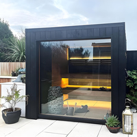 Sauna de madera maciza eléctrica moderna de alta gama para exteriores, con panel de control por computadora, ventanas de travesaño y cabina de vapor de madera de hemlock.
