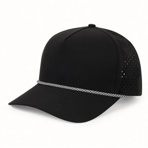 Casquette de baseball sportive imperméable en PVC et caoutchouc avec logo personnalisé, perforations découpées au laser et cordon, vente en gros - Product Image 4
