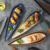 Plat à sushi créatif en céramique de grès motif feuille, durable, cuit à haute température, idéal pour les buffets d'hôtel, les mariages et la présentation de vaisselle