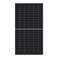 Солнечная панель Jinko Bifacial с технологией SMBB, оптимизированной системой сбора тока и меньшим внутренним энергопотреблением.