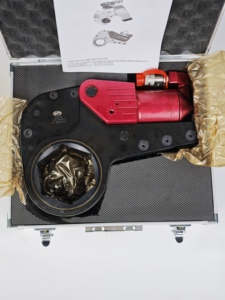 Clé dynamométrique hydraulique creuse VIT-W 45XLCH 60582 Nm pour l'énergie éolienne, la pétrochimie et l'industrie lourde - Product Image 2
