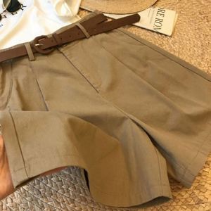 Shorts amples décontractés d'été pour femmes, taille mi-haute, respirants, en satin écologique, avec taille élastique, style workwear, vente en gros - Product Image 5
