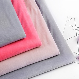 Terciopelo elástico <span class=keywords><strong>de</strong></span> terciopelo elástico suave al tacto <span class=keywords><strong>de</strong></span> cristal tejido <span class=keywords><strong>de</strong></span> felpa corta <span class=keywords><strong>de</strong></span> poliéster 100% 190Gsm al por mayor para ropa y forro <span class=keywords><strong>de</strong></span> invierno - Product Image 3