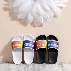 Claquettes personnalisées Xd686 de luxe unisexe en PVC 3D de haute qualité, cadeau promotionnel, claquettes personnalisées avec logo - Product Image 4