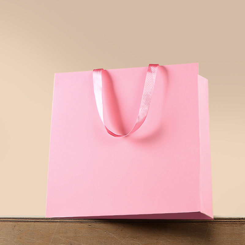 Wholesale Paper Bags Customized Print Luxury Gift Paper Shopping Bag Packaging with Your Own logo for Clothing Business